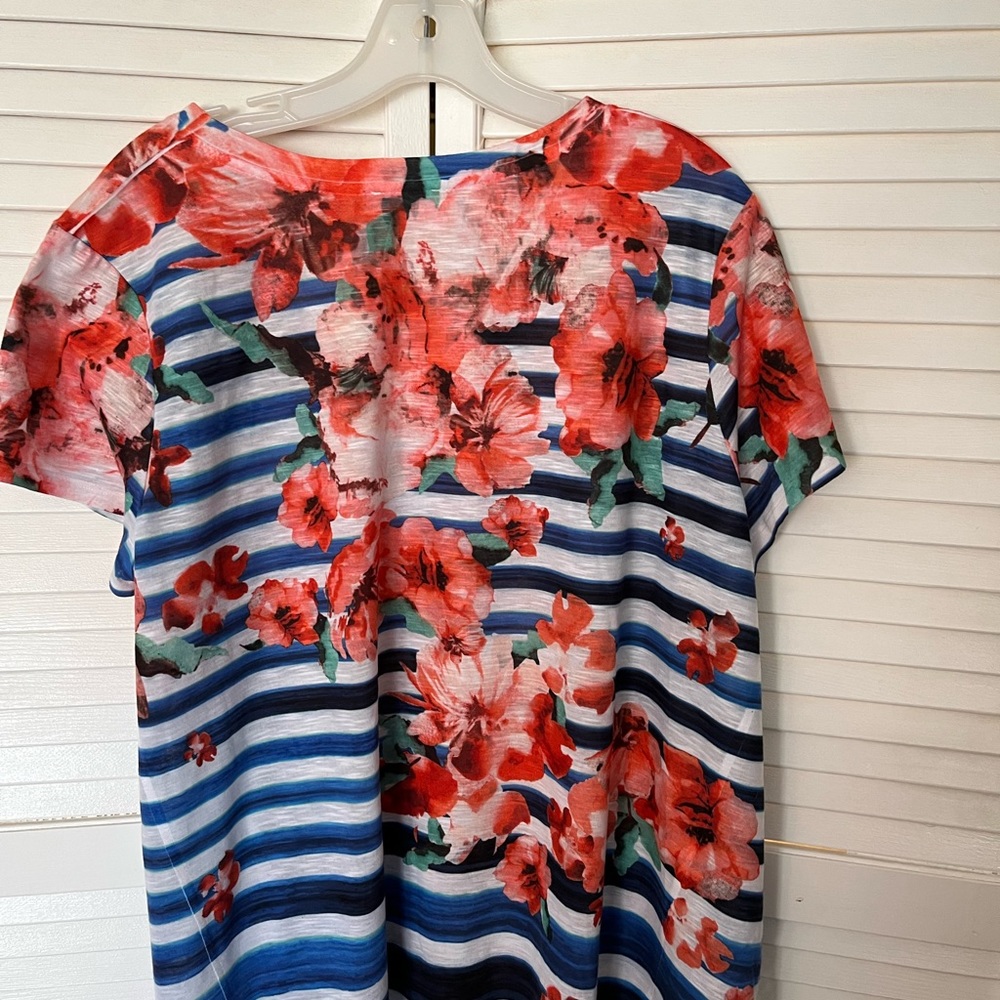 Spring T-shirt - Picture 1 of 4